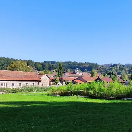 Bed & Breakfast La Fontaine Aux Enfants - Gr5 - Avec Sdb Privee Abreschviller