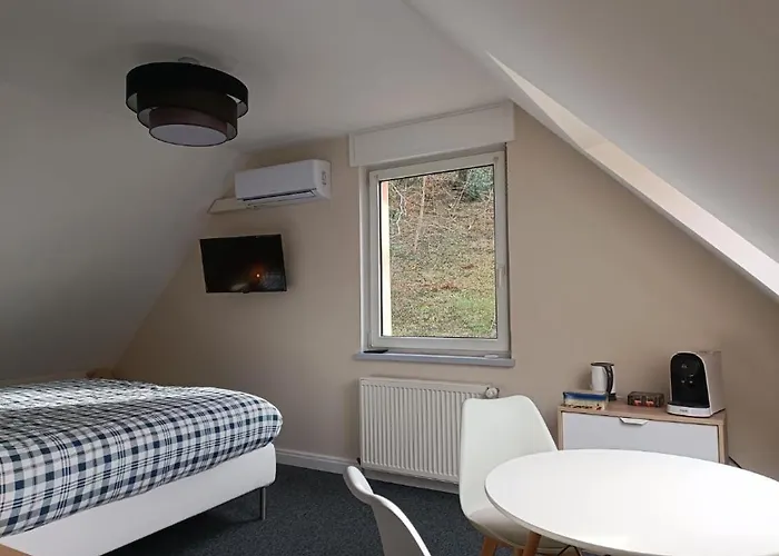 B&B La Fontaine Aux Enfants - Gr5 - Avec Sdb Privee Abreschviller